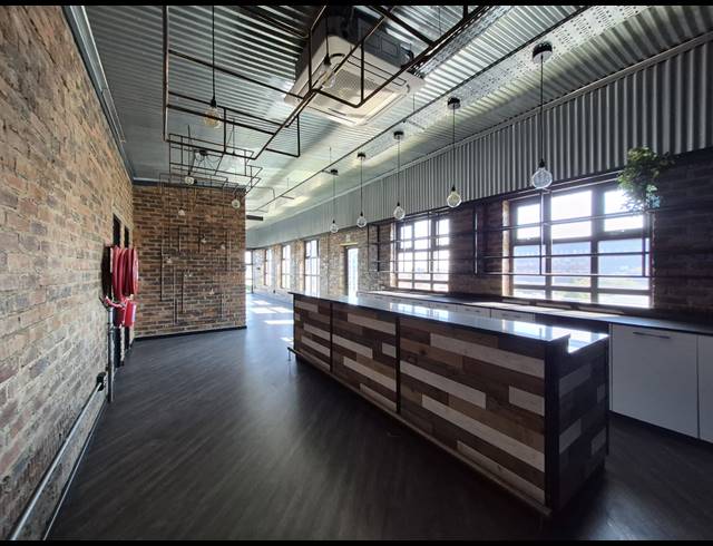 744M² OFFICE TO LET IN ROSEBANK